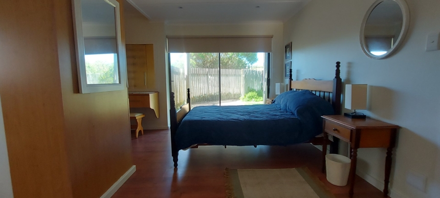 5 Bedroom Property for Sale in Stilbaai Oos Western Cape